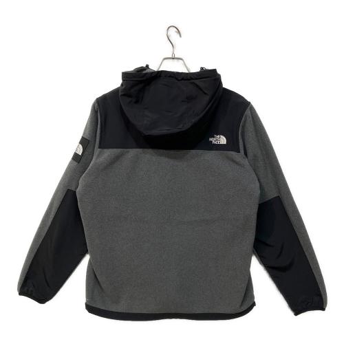 THE NORTH FACE（ザ ノース フェイス）THE NORTH FACE (ザ ノース フェイス) デナリフーディ グレー サイズ:SIZE M 未使用品の古着・服飾アイテム