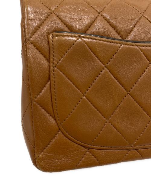 CHANEL（シャネル）CHANEL (シャネル) Classic Handbag Matelasse Chain Shoulder/マトラッセ チェーンショルダーバッグ ブラウン サイズ:17/MINI/ミニの古着・服飾アイテム