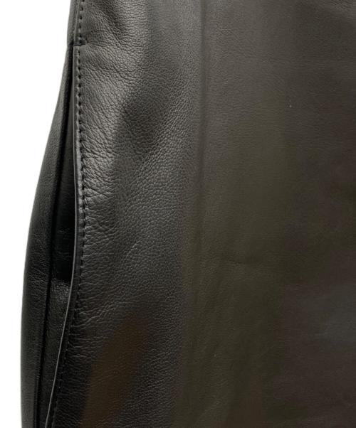 H BEAUTY&YOUTH（エイチ ビューティー&ユース）H BEAUTY&YOUTH (エイチ ビューティー&ユース) シープレザーショーツ ブラック サイズ:LARGEの古着・服飾アイテム