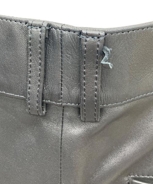 H BEAUTY&YOUTH（エイチ ビューティー&ユース）H BEAUTY&YOUTH (エイチ ビューティー&ユース) シープレザーショーツ ブラック サイズ:LARGEの古着・服飾アイテム