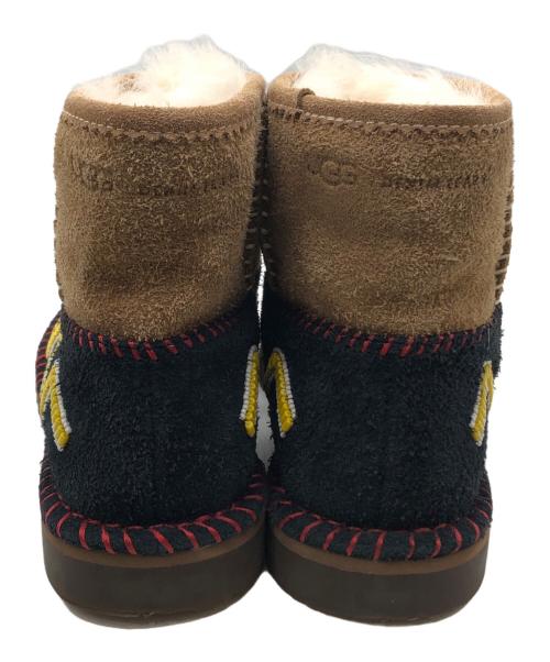 UGG（アグ）UGG (アグ) Denim Tears (デニムティアーズ) CLASSIC ONIA ブラック×ベージュ サイズ:28cmの古着・服飾アイテム