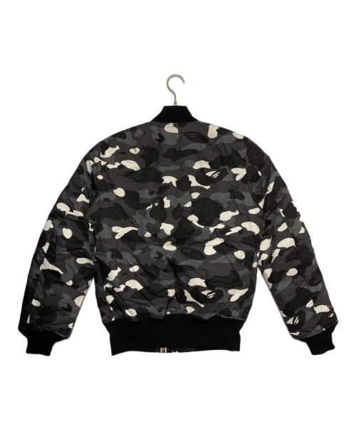 A BATHING APE（ア ベイシング エイプ）A BATHING APE (ア ベイシング エイプ) ALPHA INDUSTRIES (アルファインダストリーズ) Camo MA1 Bomber Jacket ブラック サイズ:Lの古着・服飾アイテム
