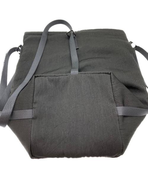 ITTI（イッチ）ITTI (イッチ) ANNIE PUFFER DUFFLE BAG ブラックの古着・服飾アイテム