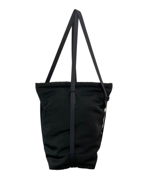 ITTI（イッチ）ITTI (イッチ) ANNIE PUFFER DUFFLE BAG ブラックの古着・服飾アイテム