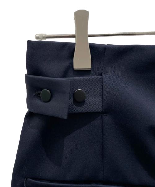 ATON（エイトン）ATON (エイトン) COMPACT WOOLテーパードタックパンツ ネイビー サイズ:2の古着・服飾アイテム