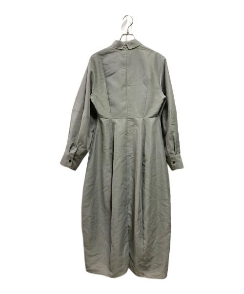 CLANE（クラネ）CLANE (クラネ) FLUFFY SHEER SHAPE ONEPIECE モスグリーン サイズ:1 未使用品の古着・服飾アイテム