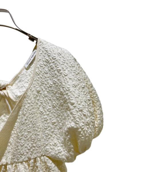 CECILIE BAHNSEN（セシリーバンセン）CECILIE BAHNSEN (セシリーバンセン) Floral Jacquard Blouse/フラワージャガードブラウス ホワイト サイズ:UK6/US2の古着・服飾アイテム