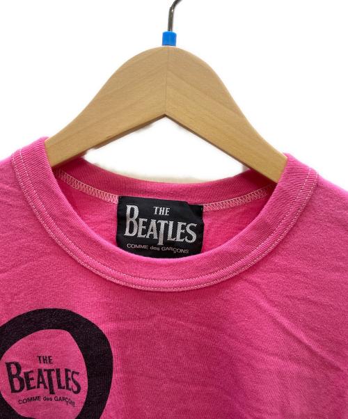 COMME des GARCONS（コムデギャルソン）COMME des GARCONS (コムデギャルソン) THE BEATLES (ビートルズ) プリントTシャツ ピンク サイズ:Mの古着・服飾アイテム