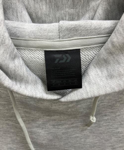 DAIWA PIER39（ダイワ ピア39）DAIWA PIER39 (ダイワ ピア39) TECH SWEAT HOODIE グレー サイズ:Mの古着・服飾アイテム
