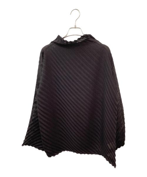 ISSEY MIYAKE（イッセイミヤケ）ISSEY MIYAKE (イッセイミヤケ) プリーツカットソー ブラウン サイズ:Ｍの古着・服飾アイテム
