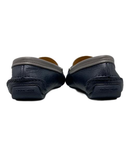GIORGIO ARMANI（ジョルジョアルマーニ）GIORGIO ARMANI (ジョルジョアルマーニ) ドライビングシューズ/X2B004 ホワイト×ネイビー サイズ:6の古着・服飾アイテム