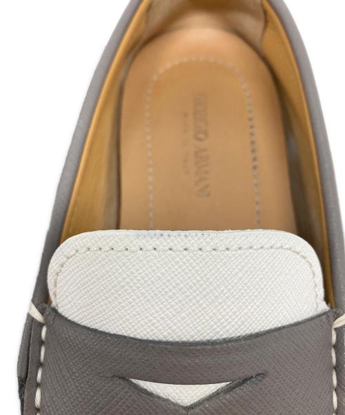 GIORGIO ARMANI（ジョルジョアルマーニ）GIORGIO ARMANI (ジョルジョアルマーニ) ドライビングシューズ/X2B004 ホワイト×ネイビー サイズ:6の古着・服飾アイテム