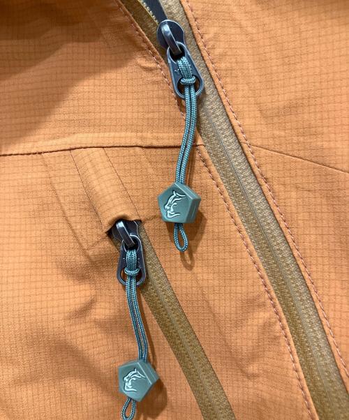 Teton Bros（ティートンブロス）Teton Bros (ティートンブロス) Tsurugi Lite Jacket ブラウン サイズ:XSの古着・服飾アイテム