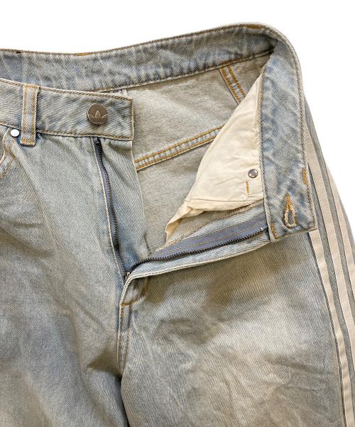 adidas（アディダス）adidas (アディダス) バナナフィット ウォッシュドデニムパンツ ブルー サイズ:W25の古着・服飾アイテム