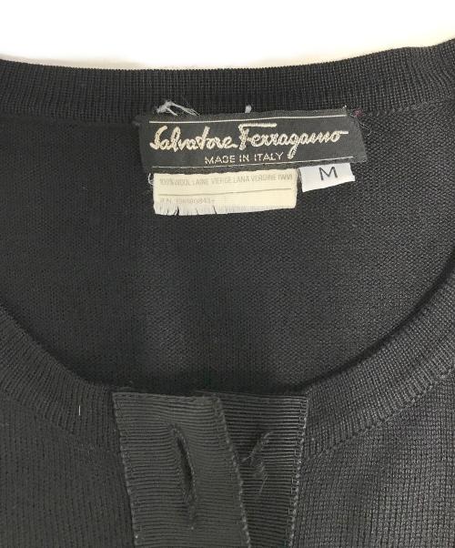 Salvatore Ferragamo（サルヴァトーレ フェラガモ）Salvatore Ferragamo (サルヴァトーレ フェラガモ) ヘンリーネックヴァラボタンニット ブラック サイズ:Mの古着・服飾アイテム