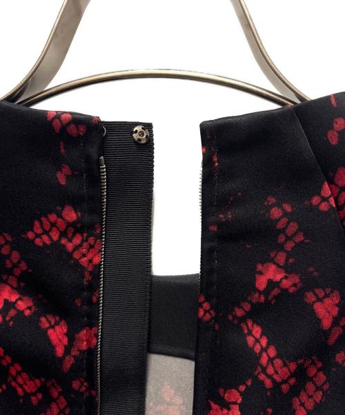 LOUIS VUITTON（ルイ ヴィトン）LOUIS VUITTON (ルイ ヴィトン) 13AW シルクノースリーブワンピース ブラック サイズ:36の古着・服飾アイテム