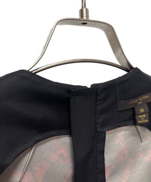 LOUIS VUITTON（ルイ ヴィトン）LOUIS VUITTON (ルイ ヴィトン) 13AW シルクノースリーブワンピース ブラック サイズ:36の古着・服飾アイテム