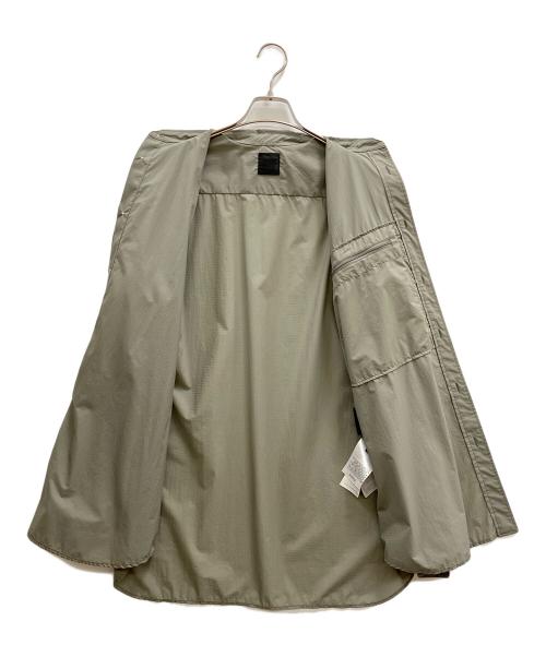 DAIWA PIER39（ダイワ ピア39）DAIWA PIER39 (ダイワ ピア39) TECH TRAVEL SHIRT グレー サイズ:Mの古着・服飾アイテム
