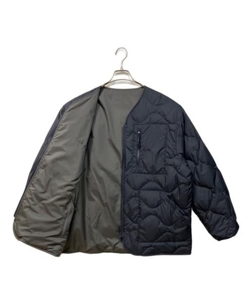 THE NORTHFACE PURPLELABEL（ザ・ノースフェイス パープルレーベル）THE NORTHFACE PURPLELABEL (ザ・ノースフェイス パープルレーベル) アウトドアウェア(フィールド リバーシブル ダウン カーディガン) ネイビー×グレー サイズ:SIZE Lの古着・服飾アイテム