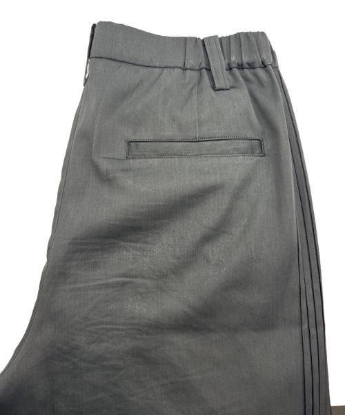 IM MEN（アイム メン）im MEN (アイム メン) AIR PLEATS TROUSERS　 ISSEY MIYAKE　LA43FF127 ブラック サイズ:2の古着・服飾アイテム