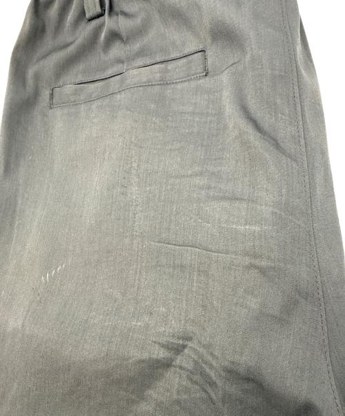 IM MEN（アイム メン）im MEN (アイム メン) AIR PLEATS TROUSERS　 ISSEY MIYAKE　LA43FF127 ブラック サイズ:2の古着・服飾アイテム