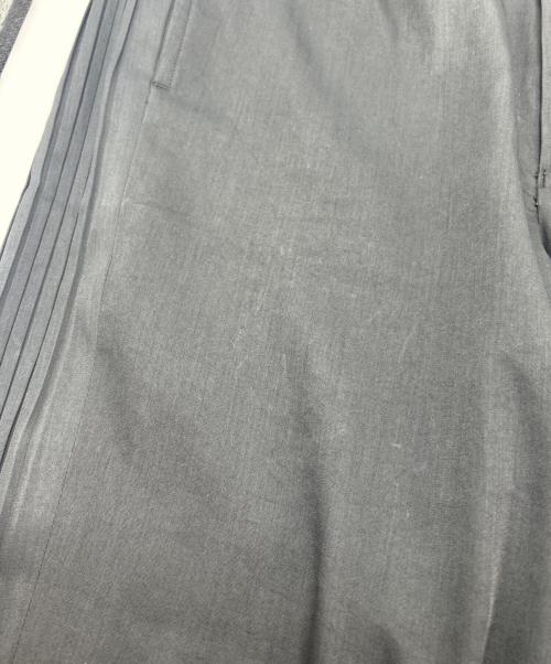 IM MEN（アイム メン）im MEN (アイム メン) AIR PLEATS TROUSERS　 ISSEY MIYAKE　LA43FF127 ブラック サイズ:2の古着・服飾アイテム