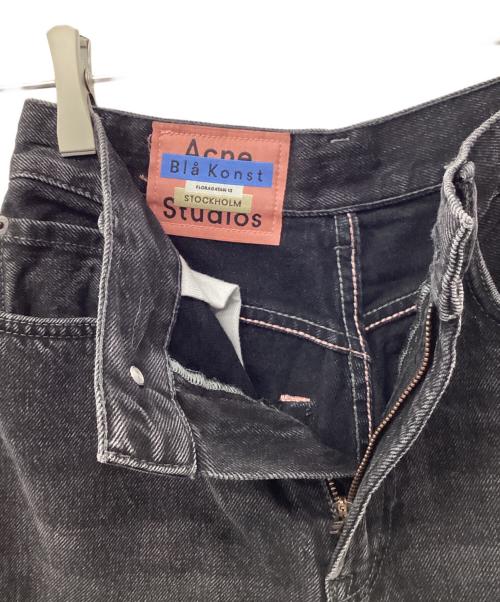 ACNE STUDIOS Bla konst（アクネステュディオスブロコンスト）ACNE STUDIOS Bla konst (アクネステュディオスブロコンスト) 1993 Vintage Relaxed Fit Jeans ブラック サイズ:W25の古着・服飾アイテム