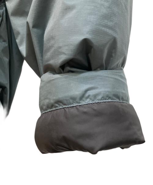 NANGA（ナンガ）NANGA (ナンガ) URBAN RESEARCH (アーバンリサーチ) AURORA 3layer downblouson グレー サイズ:SIZE Mの古着・服飾アイテム