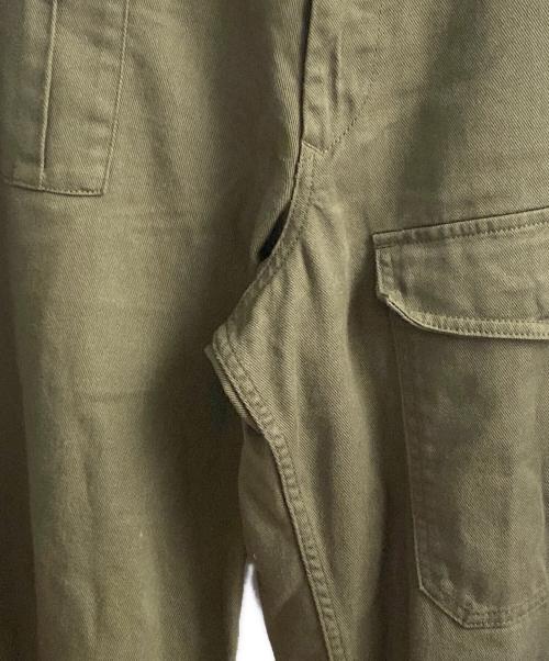 BLACK Scandal Yohji Yamamoto（ブラックスキャンダルヨウジヤマモト）BLACK Scandal Yohji Yamamoto (ブラックスキャンダルヨウジヤマモト) KATSURAGI NO TUCK WORK PANTS グリーン サイズ:2の古着・服飾アイテム