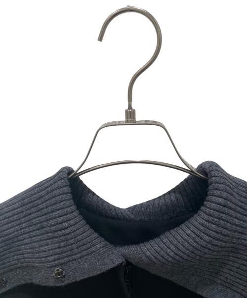 ENFOLD（エンフォルド）ENFOLD (エンフォルド) ダブルクロス ニットレイヤードPULLOVER グレー×ブラック サイズ:38の古着・服飾アイテム