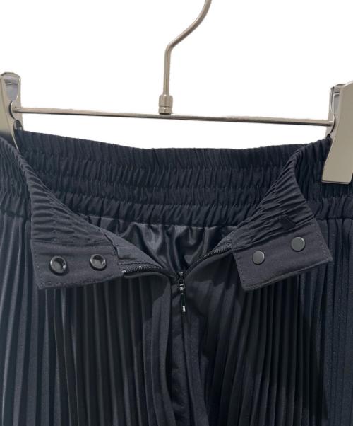 HYKE（ハイク）HYKE (ハイク) TAFFETA×FAUX LEATHER PLEATED SKIRT ブラック サイズ:1の古着・服飾アイテム