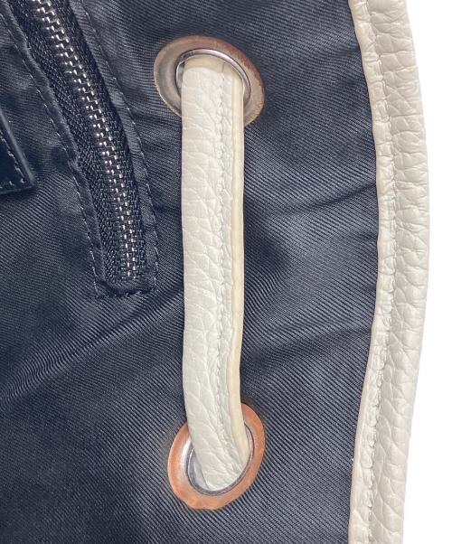 VASIC（ヴァジック）VASIC (ヴァジック) BOND MINI ホワイトの古着・服飾アイテム