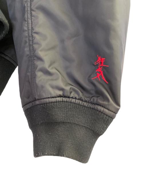 UNDERCOVER（アンダーカバー）UNDERCOVER (アンダーカバー) ピンクフロイド MA-1 フライトジャケット ブラック サイズ:4の古着・服飾アイテム