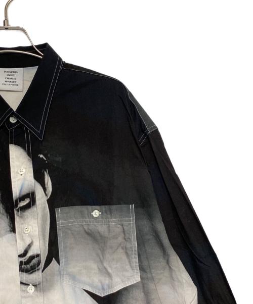 VETEMENTS（ヴェトモン）VETEMENTS (ヴェトモン) Marilyn Manson プリントシャツ グレー サイズ:Mの古着・服飾アイテム