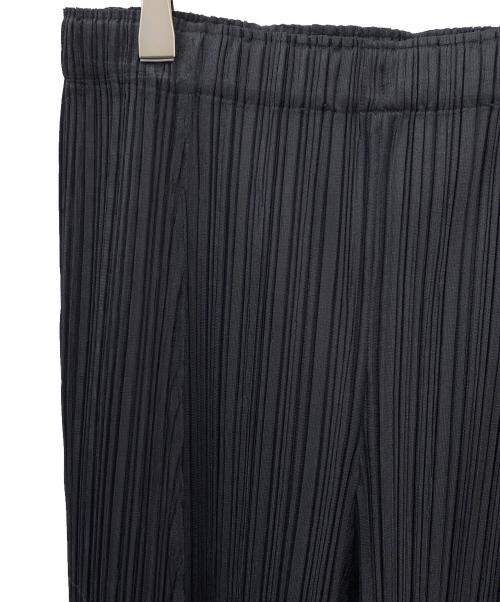 PLEATS PLEASE（プリーツプリーズ）PLEATS PLEASE (プリーツプリーズ) THICKER BOTTOMS 1 ブラック サイズ:4の古着・服飾アイテム