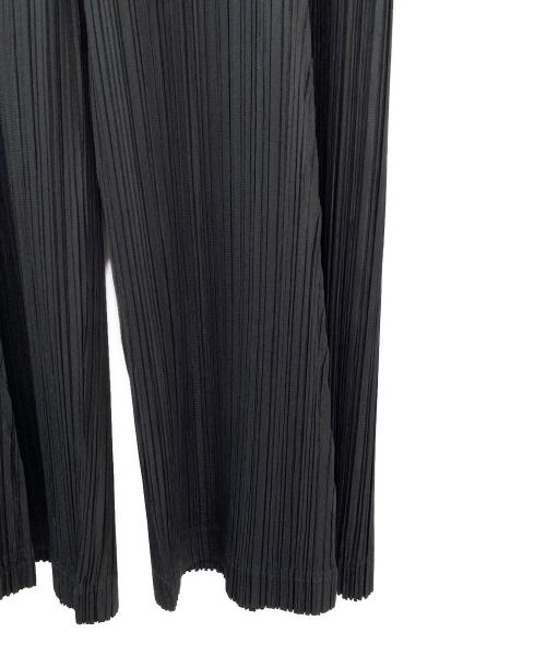 PLEATS PLEASE（プリーツプリーズ）PLEATS PLEASE (プリーツプリーズ) THICKER BOTTOMS 1 ブラック サイズ:4の古着・服飾アイテム