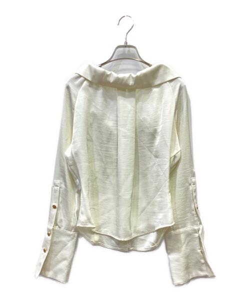 polaura（ポロ―ラ）polaura (ポロ―ラ) ボウタイmany wayオフショルサテンブラウス アイボリー サイズ:Fの古着・服飾アイテム