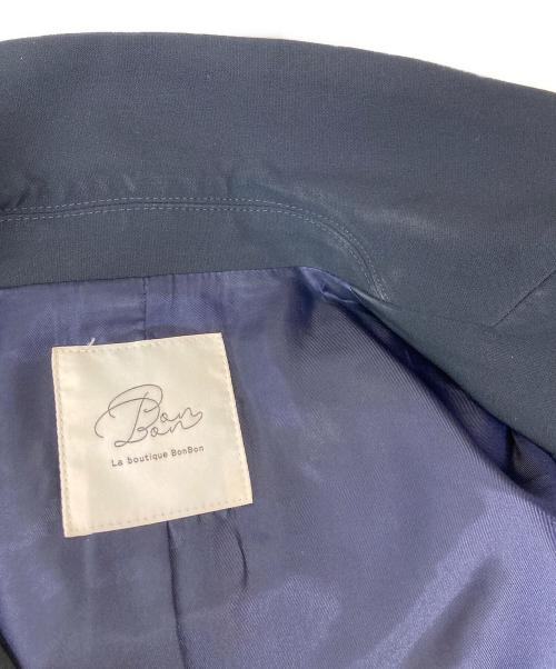 La boutique BonBon（ラブティックボンボン）La boutique BonBon (ラブティックボンボン) メタル釦ダブルジャケット ネイビー サイズ:Freeの古着・服飾アイテム