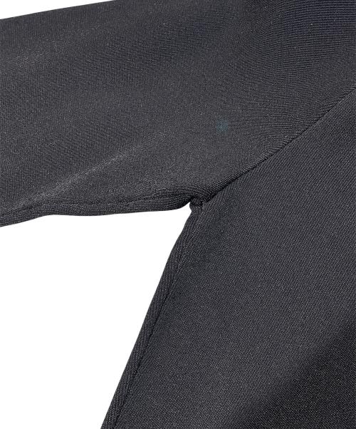 Ferragamo（フェラガモ）Ferragamo (フェラガモ) ストレッチニット カットアウトワンピース ブラック サイズ:Sの古着・服飾アイテム