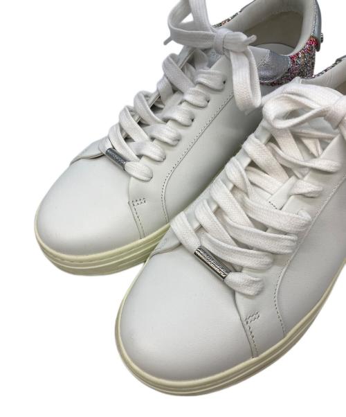 JIMMY CHOO（ジミーチュウ）JIMMY CHOO (ジミーチュウ) ローカットスニーカー ホワイト サイズ:39の古着・服飾アイテム