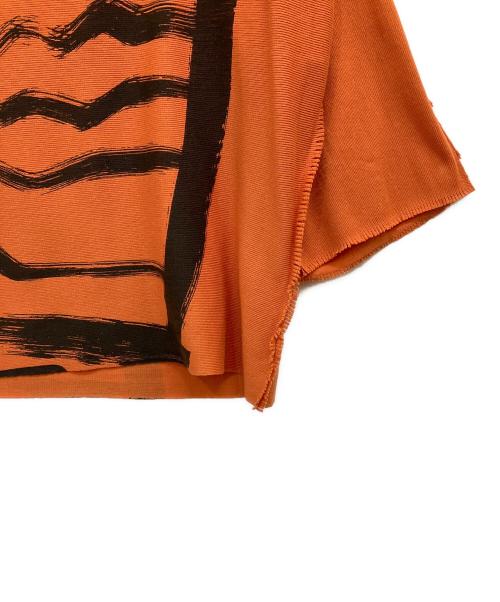 ISSEY MIYAKE（イッセイミヤケ）ISSEY MIYAKE (イッセイミヤケ) ドルマンスリーブニット オレンジ サイズ:2の古着・服飾アイテム