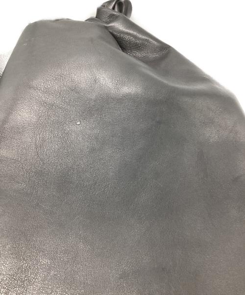 enigmatique（エニグマティック）enigmatique (エニグマティック) NEJIRI boston bag-L ブラックの古着・服飾アイテム