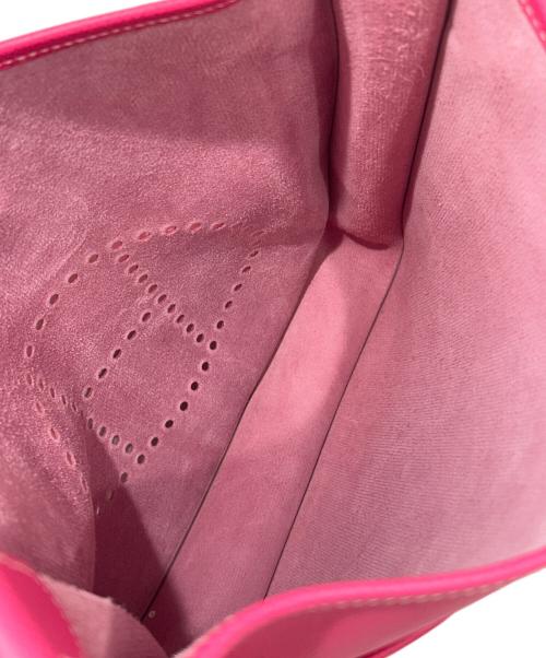 HERMES（エルメス）HERMES (エルメス) エブリン Ⅲ PM/Evelyne III PM/ヴォーエプソン/シルバー金具/□O刻印：2011年製 ショッキングピンク サイズ:PMの古着・服飾アイテム