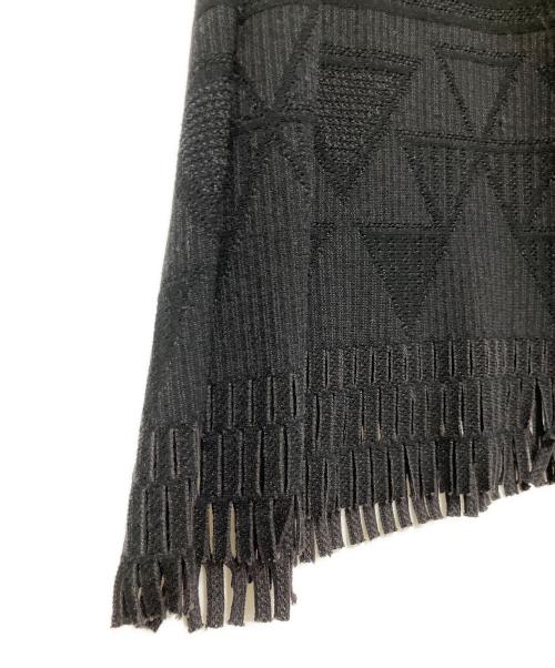 A-POC ABLE ISSEY MIYAKE（エイポック エイブル イッセイ ミヤケ）A-POC ABLE ISSEY MIYAKE (エイポック エイブル イッセイ ミヤケ) フリンジスカート ブラック サイズ:2の古着・服飾アイテム