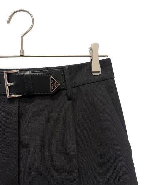 PRADA（プラダ）PRADA (プラダ) プレート付きベルトショートパンツ ブラック サイズ:38の古着・服飾アイテム