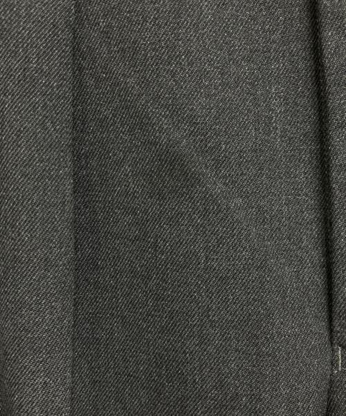 MARKAWARE（マーカウェア）MARKAWARE (マーカウェア) DOUBLE PLEATED TROUSERS ORGANIC WOOL SURVIVALCLOTH グレー サイズ:1の古着・服飾アイテム