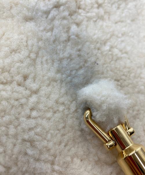 GUCCI（グッチ）GUCCI (グッチ) ワンショルダーバッグ アイボリーの古着・服飾アイテム