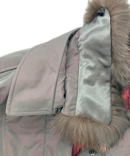 BURBERRY LONDON（バーバリーロンドン）BURBERRY LONDON (バーバリーロンドン) フォックスファー 中綿コート ブラウン サイズ:40の古着・服飾アイテム