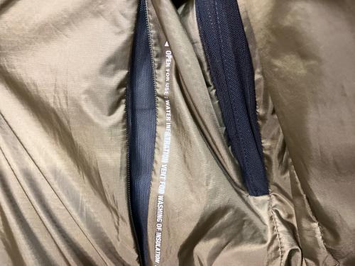 DESCENTE（デサント）DESCENTE (デサント) アウトドアウェア(ジャケット) キャメル サイズ:SIZE　Mの古着・服飾アイテム
