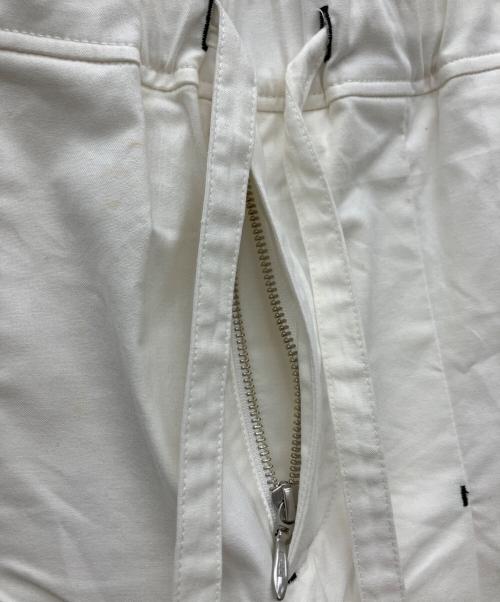 masu（エムエーエスユー）masu (エムエーエスユー) LUCIE PLEATED SHORTS ホワイト サイズ:46の古着・服飾アイテム